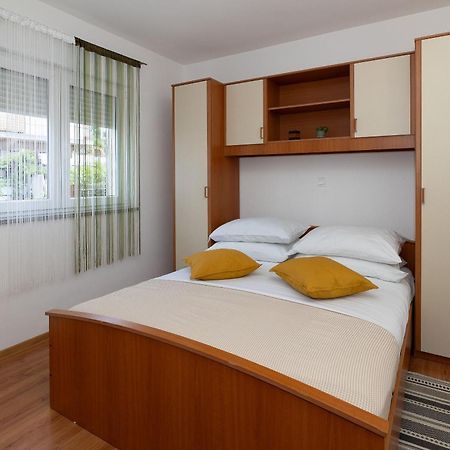 Apartments Mikanovic Crikvenica Esterno foto