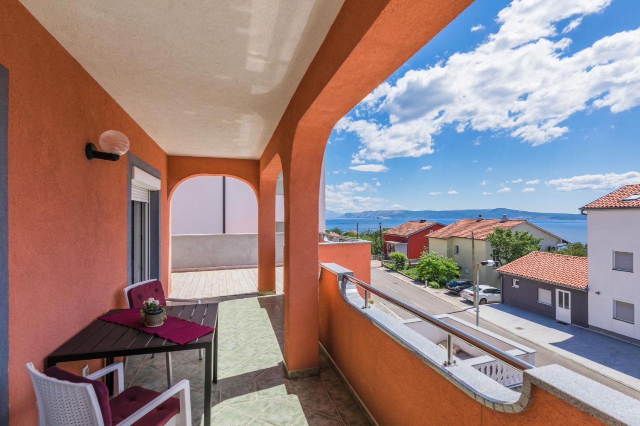 Apartments Mikanovic Crikvenica Esterno foto