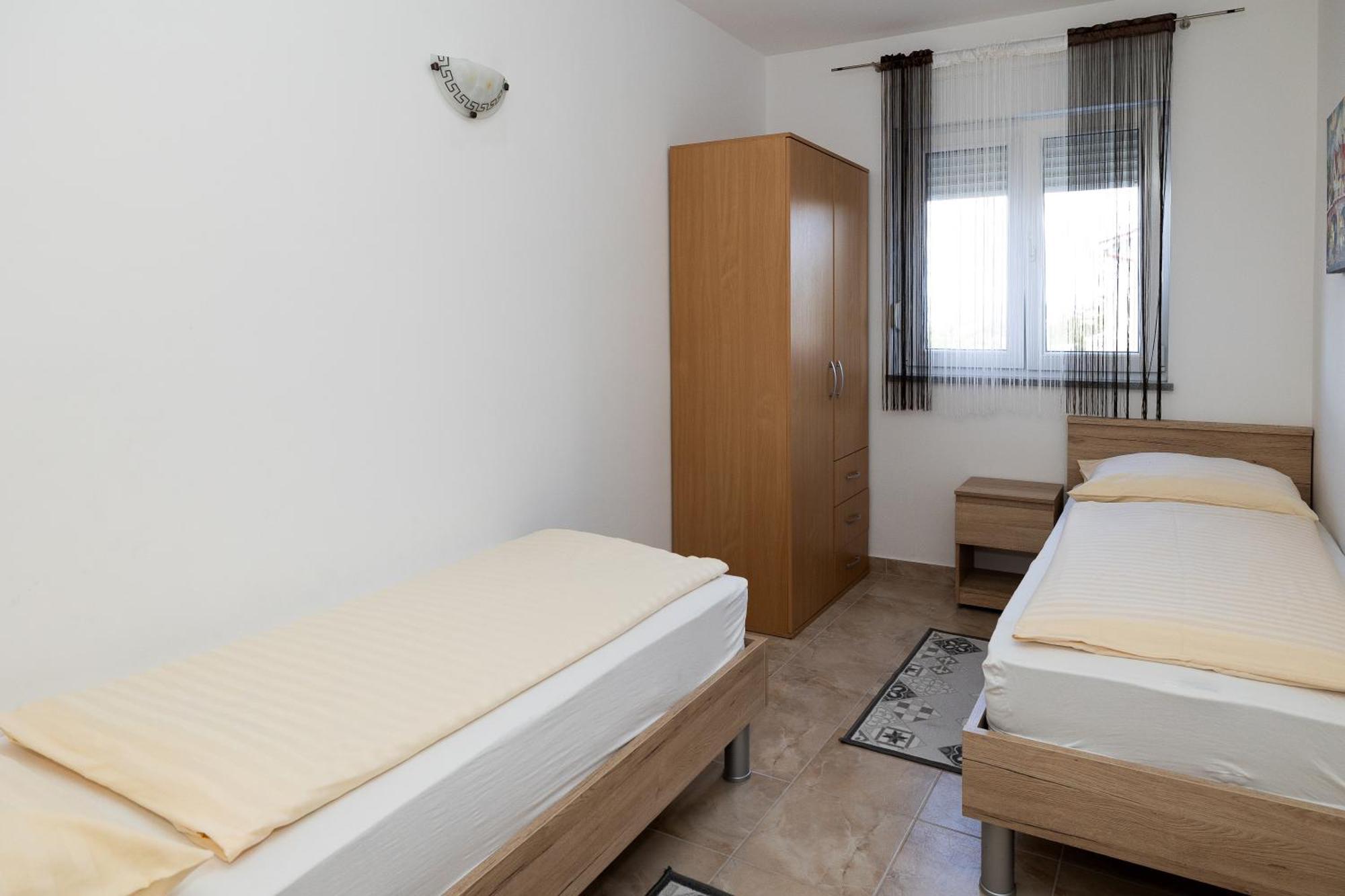Apartments Mikanovic Crikvenica Esterno foto
